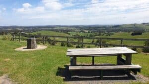 cape horn lookout at Loch with a pic bench in the foreground